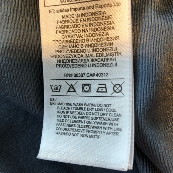 Adidas Light Blue Three Stripe Track Jacket. Size XL - Picture 10 of 12